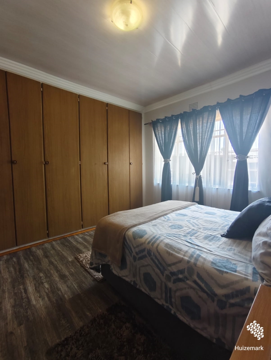 4 Bedroom Property for Sale in Roodia Free State